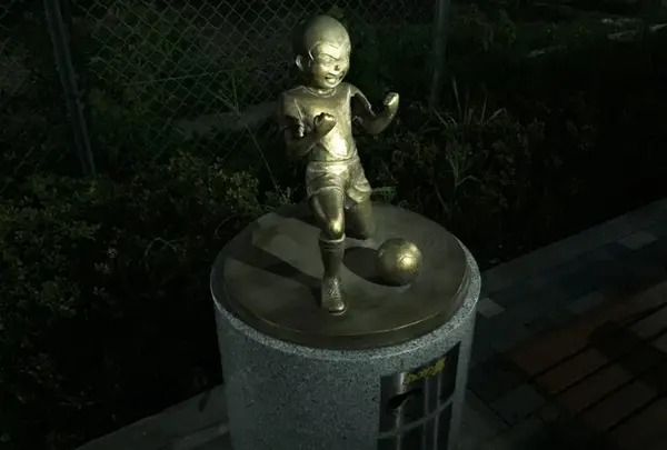 四ツ木駅前ポケットパーク