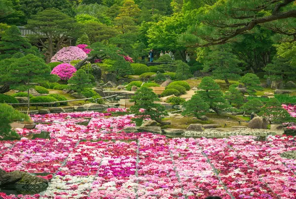 由志園