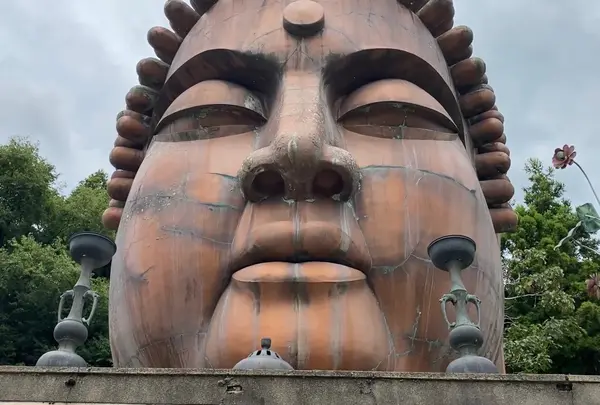 ハニベ巌窟院