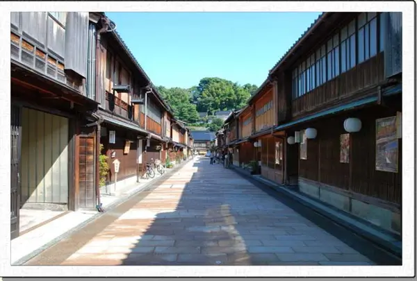 ひがし茶屋街