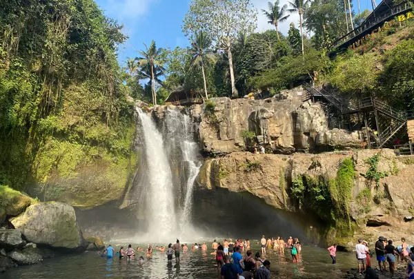 Tegenungan Waterfall