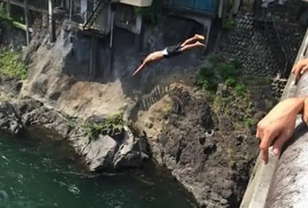 水と踊りの町・郡上市八幡町