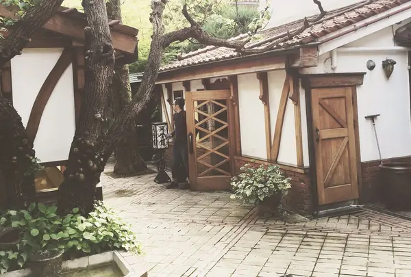 可否館