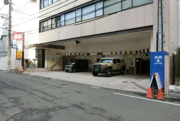 ウエストパーキング一番町