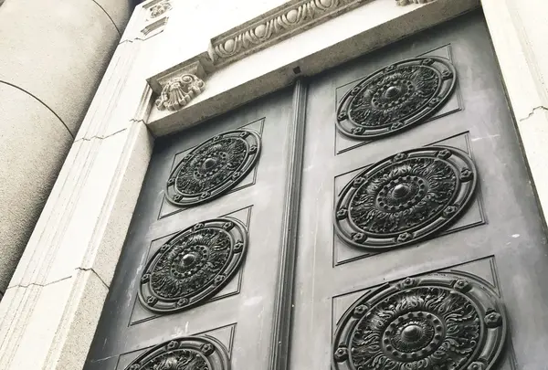 旧東京三菱銀行横浜中央支店（旧第百銀行横浜支店）