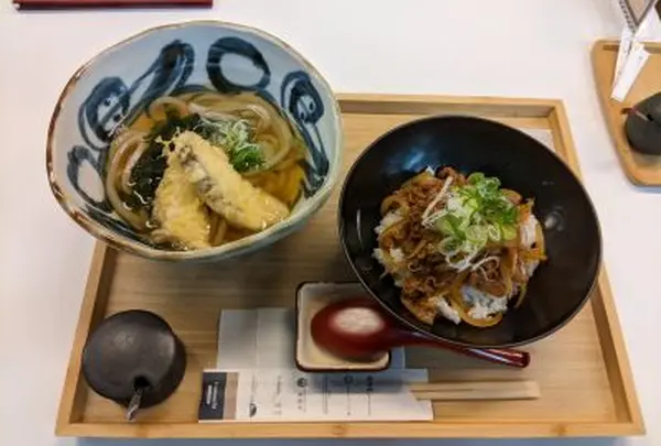 潮まちTERRACE