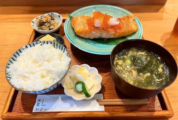 食堂かど。
