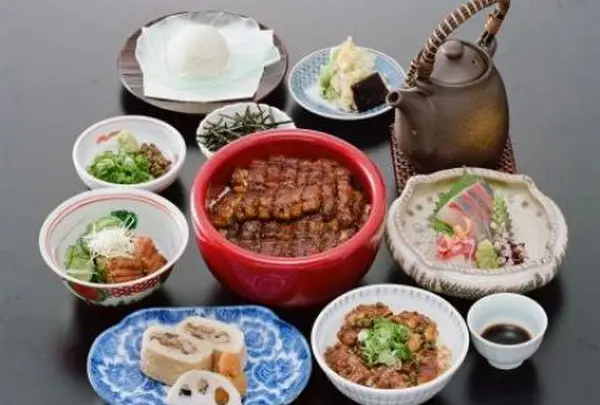 東京 竹葉亭 名古屋店
