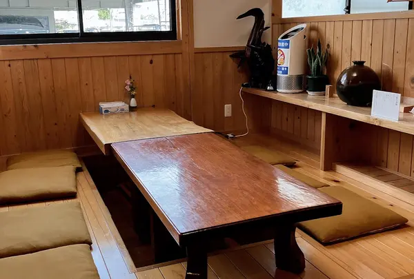鶴本