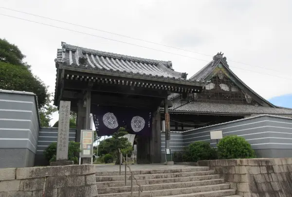 浄土真宗本願寺派 富寿栄山 本照寺