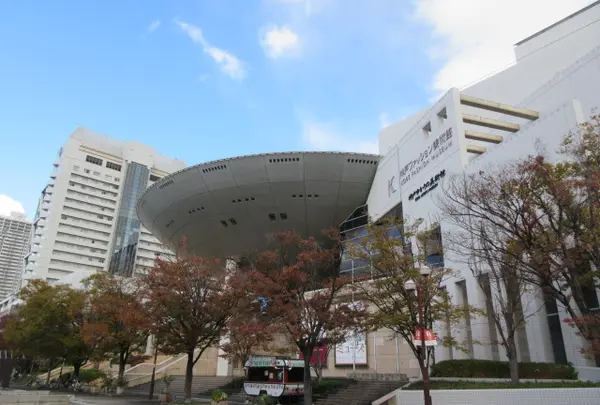 神戸ファッション美術館