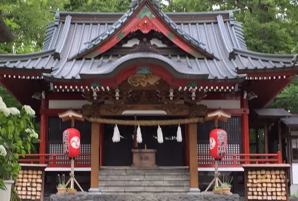 山中諏訪神社