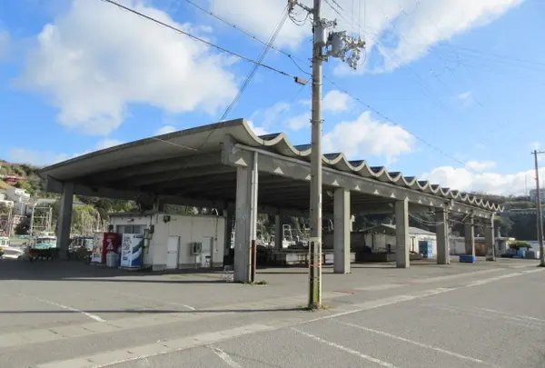 雑賀崎漁港防波堤