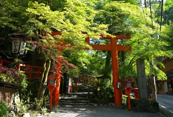 二の鳥居(貴船神社)