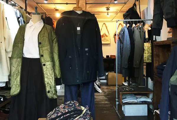 ＢＵＧＧＹ・ＢＵＧ’Ｓ・ＳＨＯＰ
