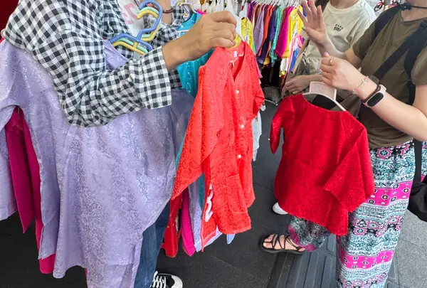タンディン市場