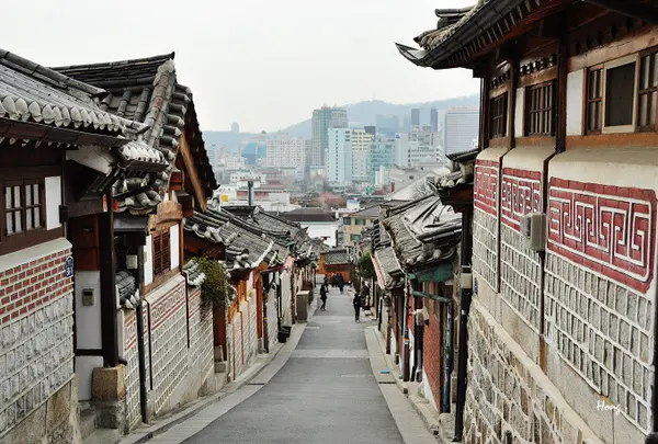 北村韓屋村（Bukchon Hanok Village）