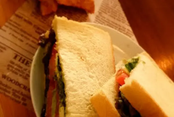 MOGLOG-cafe&bar-