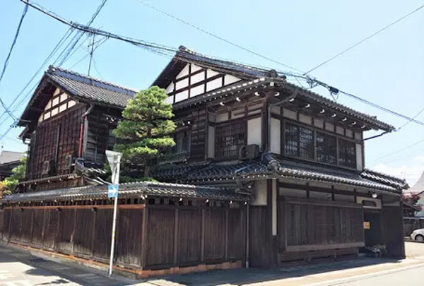 雨音ダイニング