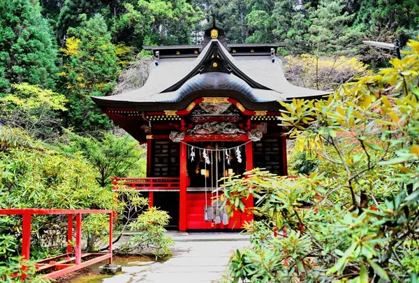 花園神社