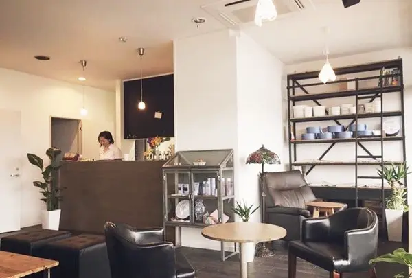 LUANA CAFE