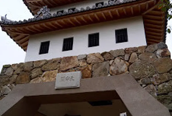 洲本城