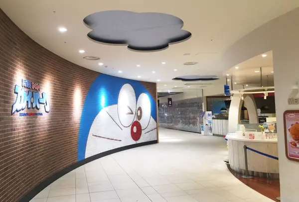 【3階連絡通路】ドラえもん わくわくスカイパーク