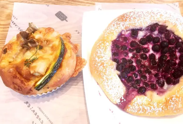 GONTRAN CHERRIER TOKYO 新宿サザンテラス店