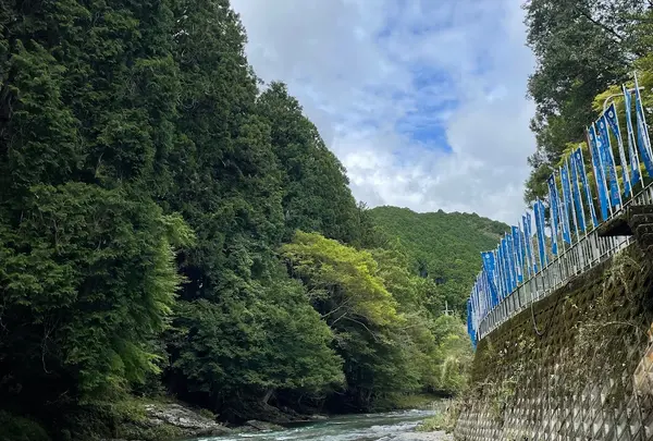 丹生川上神社下社 参拝者駐車場