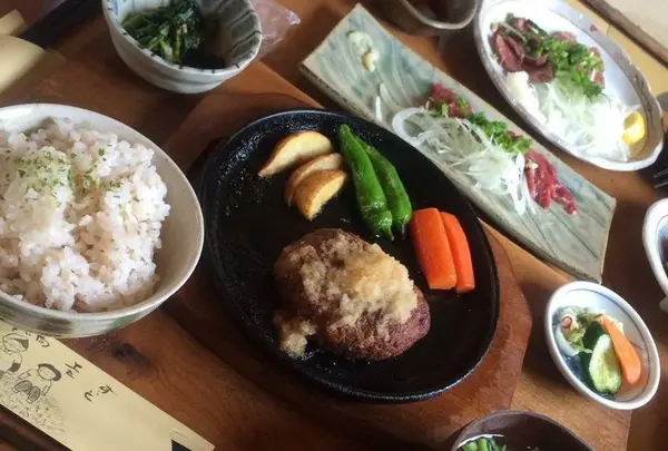 山口里の店