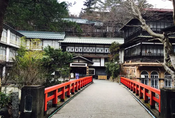 積善館