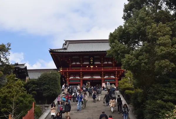 鶴岡八幡宮