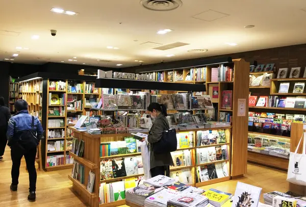 PAPER WALL ecute品川店