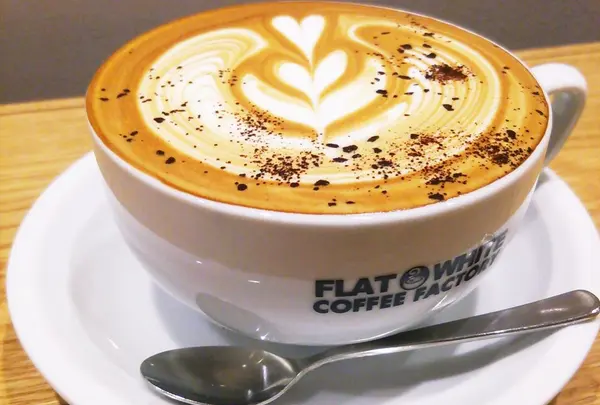 フラットホワイトコーヒーファクトリー