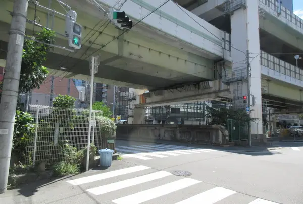 出入橋