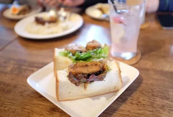 HAGI CAFE（ハギ カフェ）