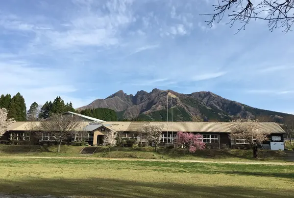 阿蘇フォークスクール