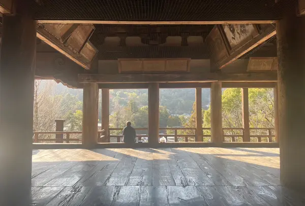 豊国神社（千畳閣）