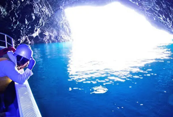 矢越クルーズ(矢越海岸アドベンチャーズのりば)