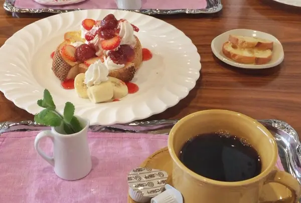 ダイニングテーブルぐみ（茱萸）