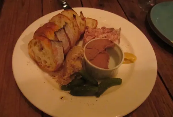 ウグイス (uguisu)