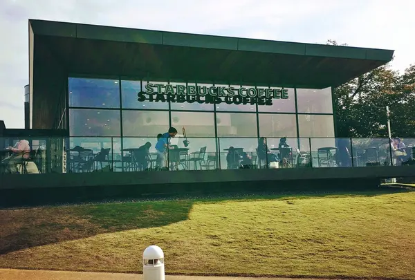 スターバックスコーヒー 富山環水公園店（STARBUCKS COFFEE）
