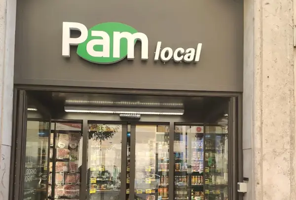 Pam Local (スーパーマーケット)