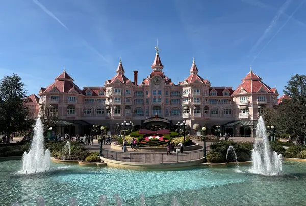 Disneyland Hotel