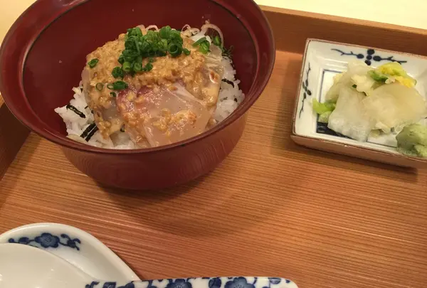 京しずく