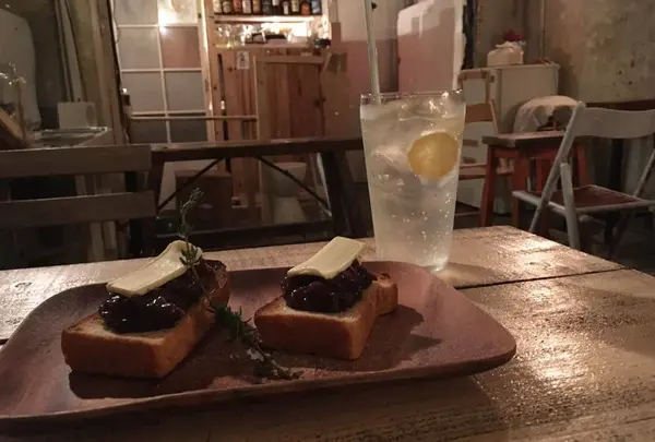 下北かどっかのカフェの写真・動画_image_182060