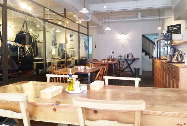 コロモ チャ ヤ