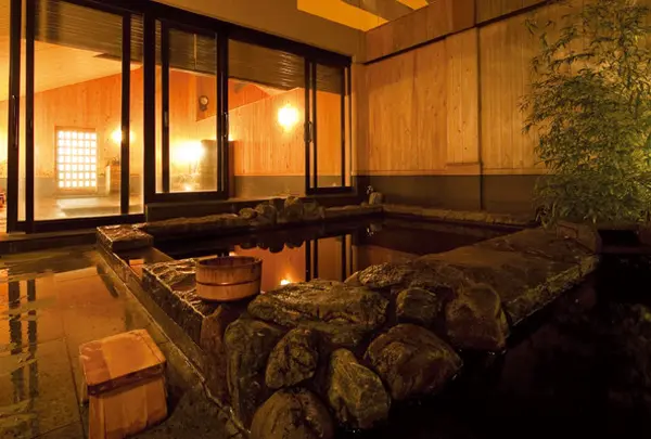 稲村ヶ崎温泉