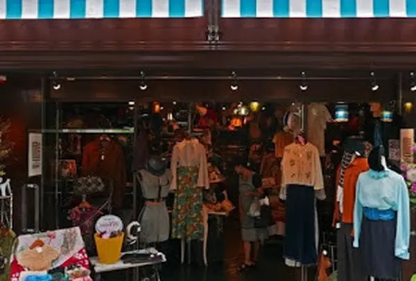古着屋 Little Trip to Heaven