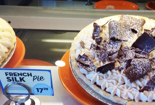 バナナクリームパイ！Village Inn Restaurant